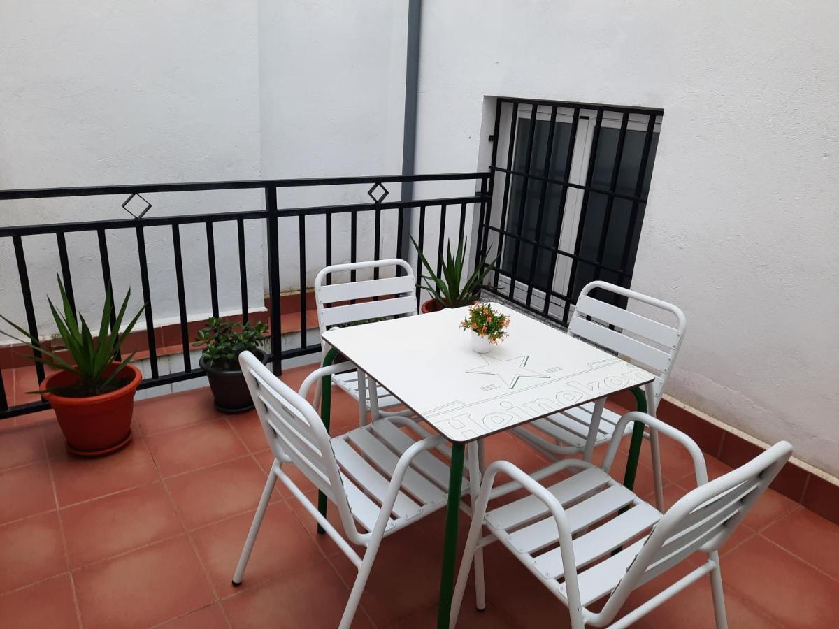 Apartamentos Clavero 10 Plasencia Exteriör bild